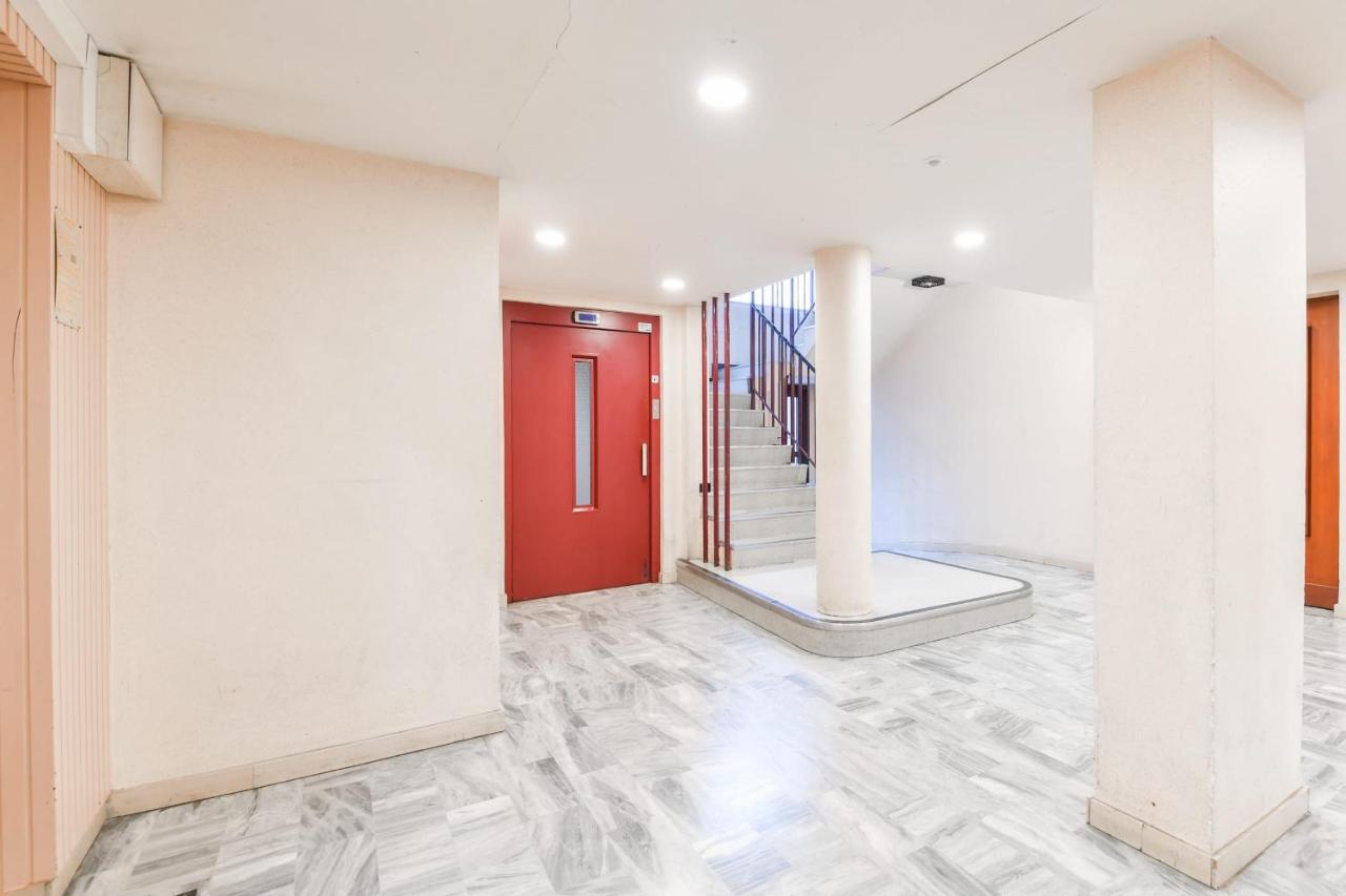 Nice Apartment With Balcony Very Close To The City Center Annecy Exterior foto
