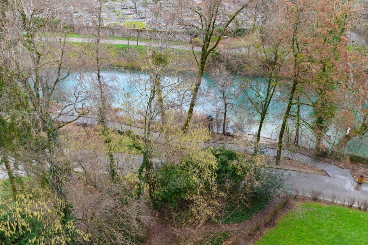 Nice Apartment With Balcony Very Close To The City Center Annecy Exterior foto